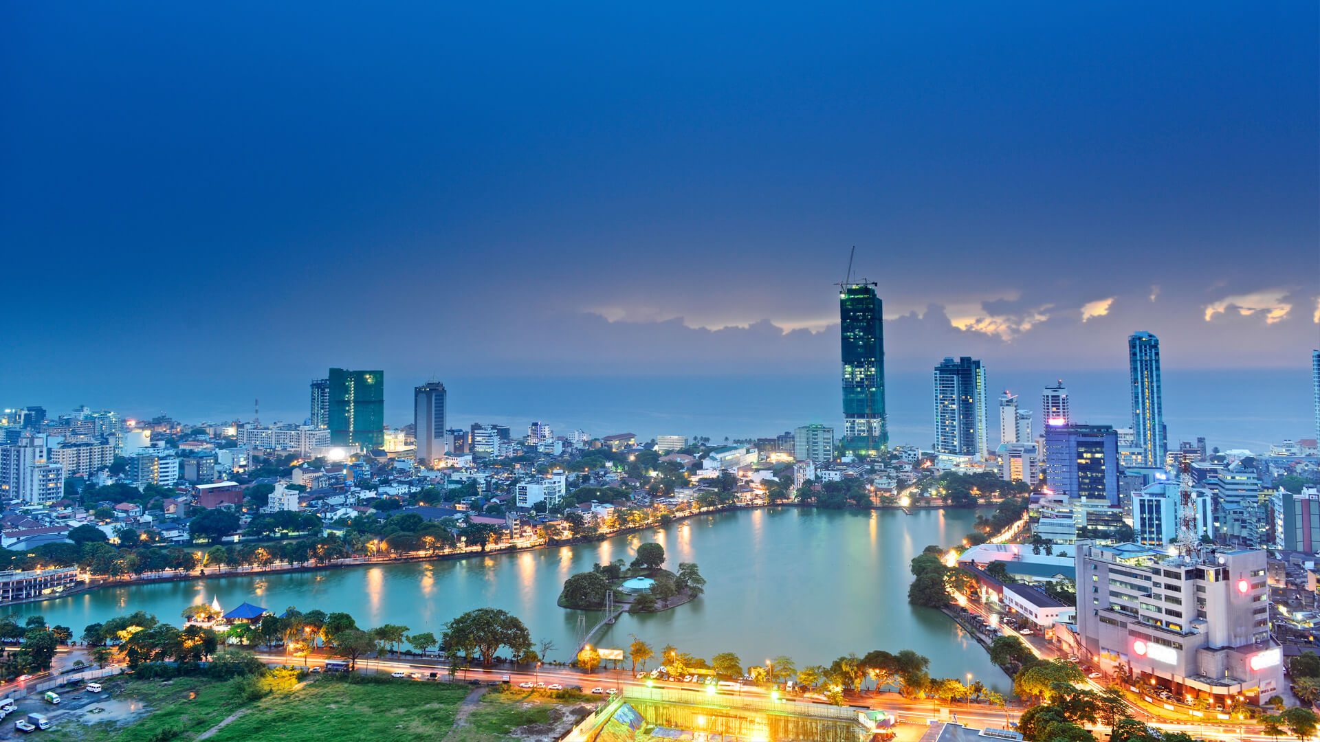 Colombo district landscape and business environment