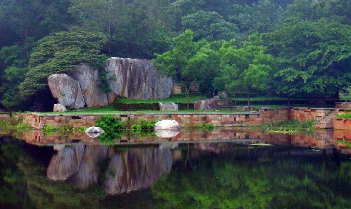 Vavuniya district landscape and business environment